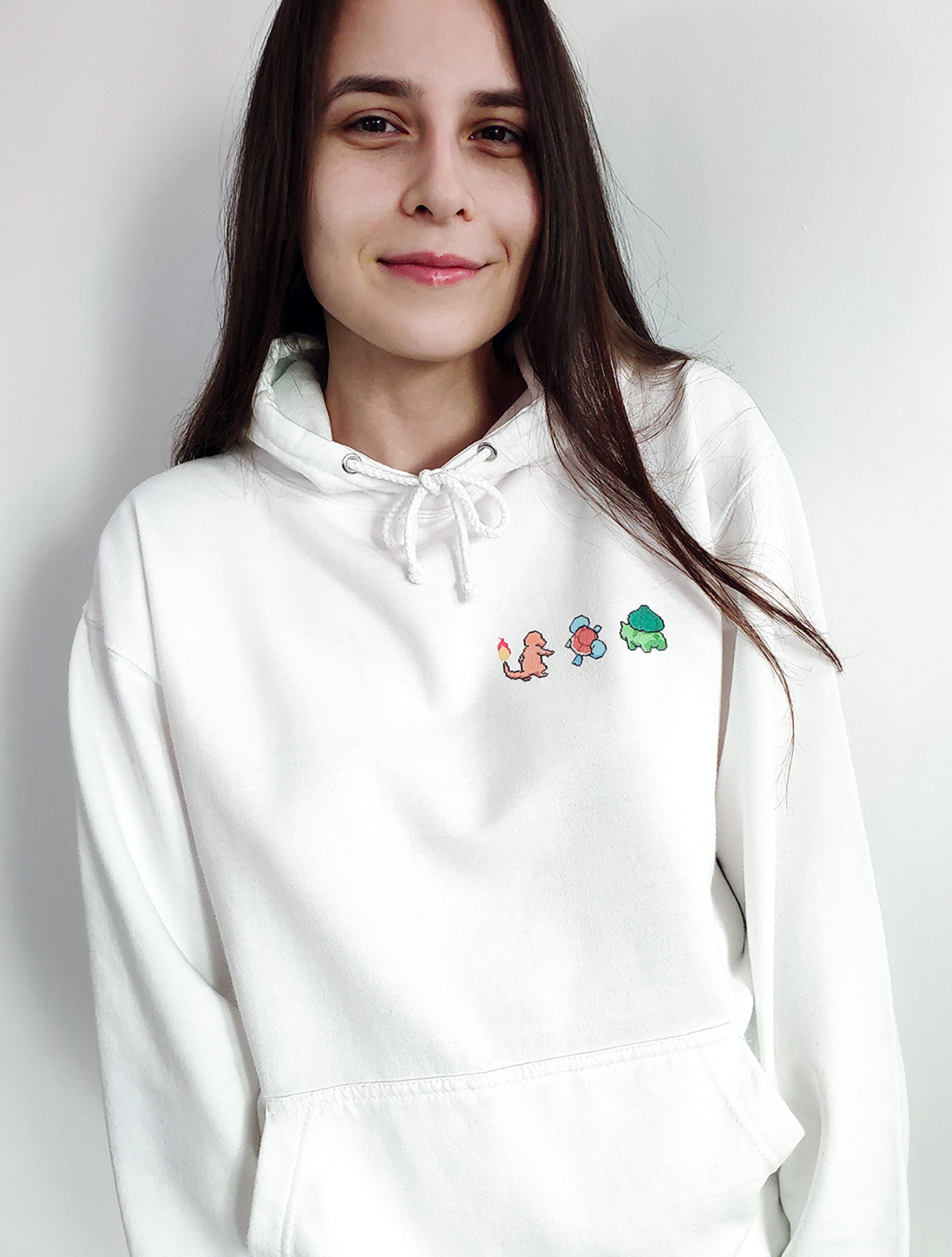 UNISEX HOODIE / PKM GEN1 STARTERS POCKET DESIGN